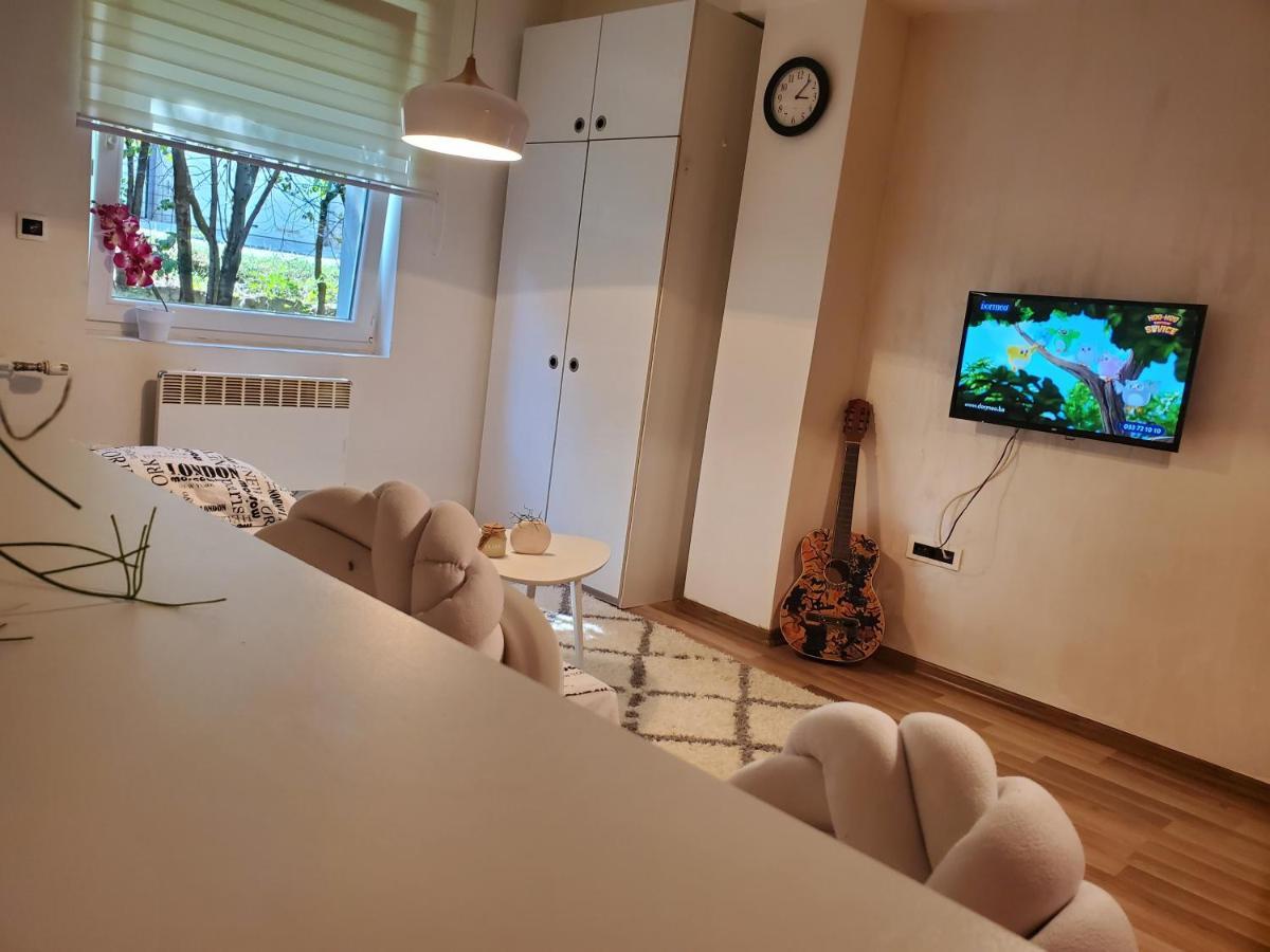 Sleep And Drive Suites Сараєво Екстер'єр фото